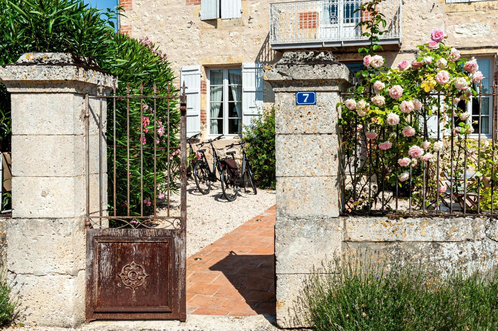 B&B La Mirande De Saint-Clar Екстер'єр фото